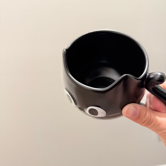 Starbucks Japan Coffee black cat mug Halloween 2023 - Picture 4 of 4